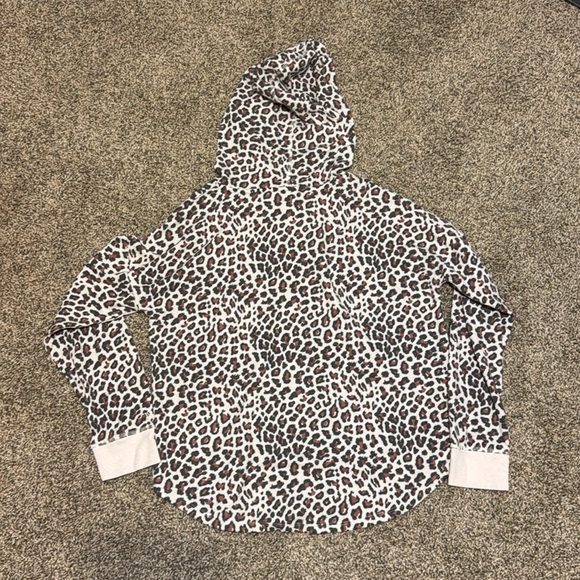 Victoria Secret | Leopard Print Hoodie and Shorts Pajama/Comfort Set - Picture 4 of 6